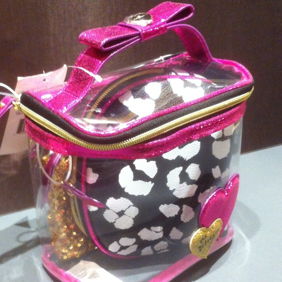 Betsey Johnson Handbags - NWT BETSY JOHNSON 3 PIECE MAKE UP BAG